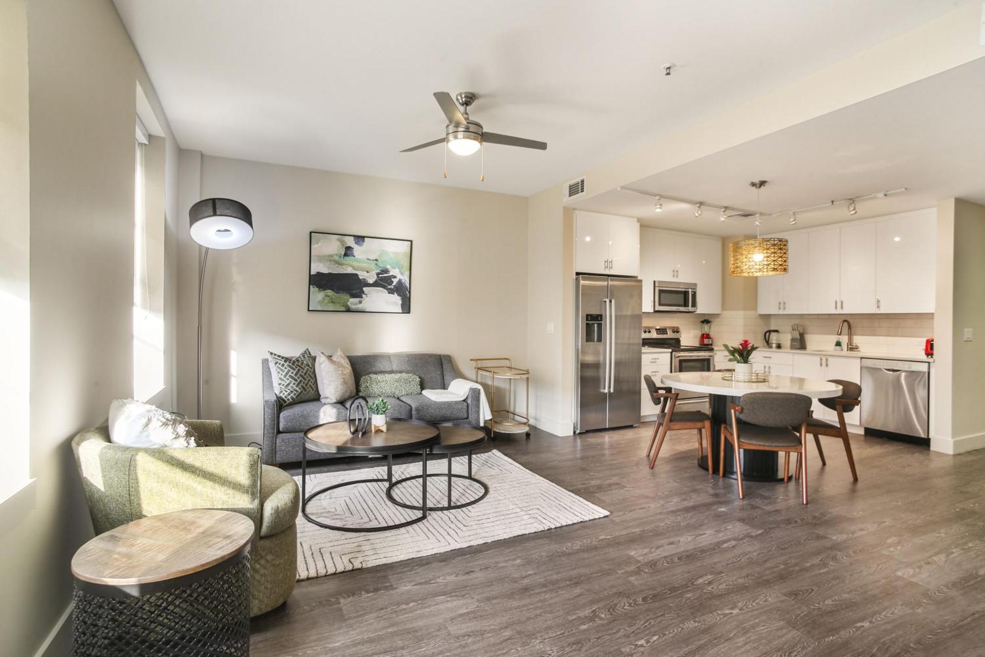 Modern & Fully Furnished Apartments In The Heart Of The City Новий Орлеан Екстер'єр фото