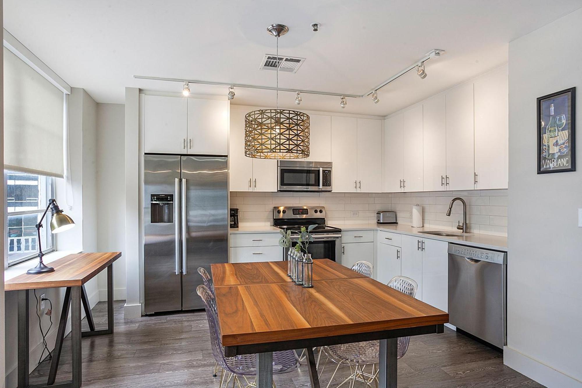 Modern & Fully Furnished Apartments In The Heart Of The City Новий Орлеан Екстер'єр фото